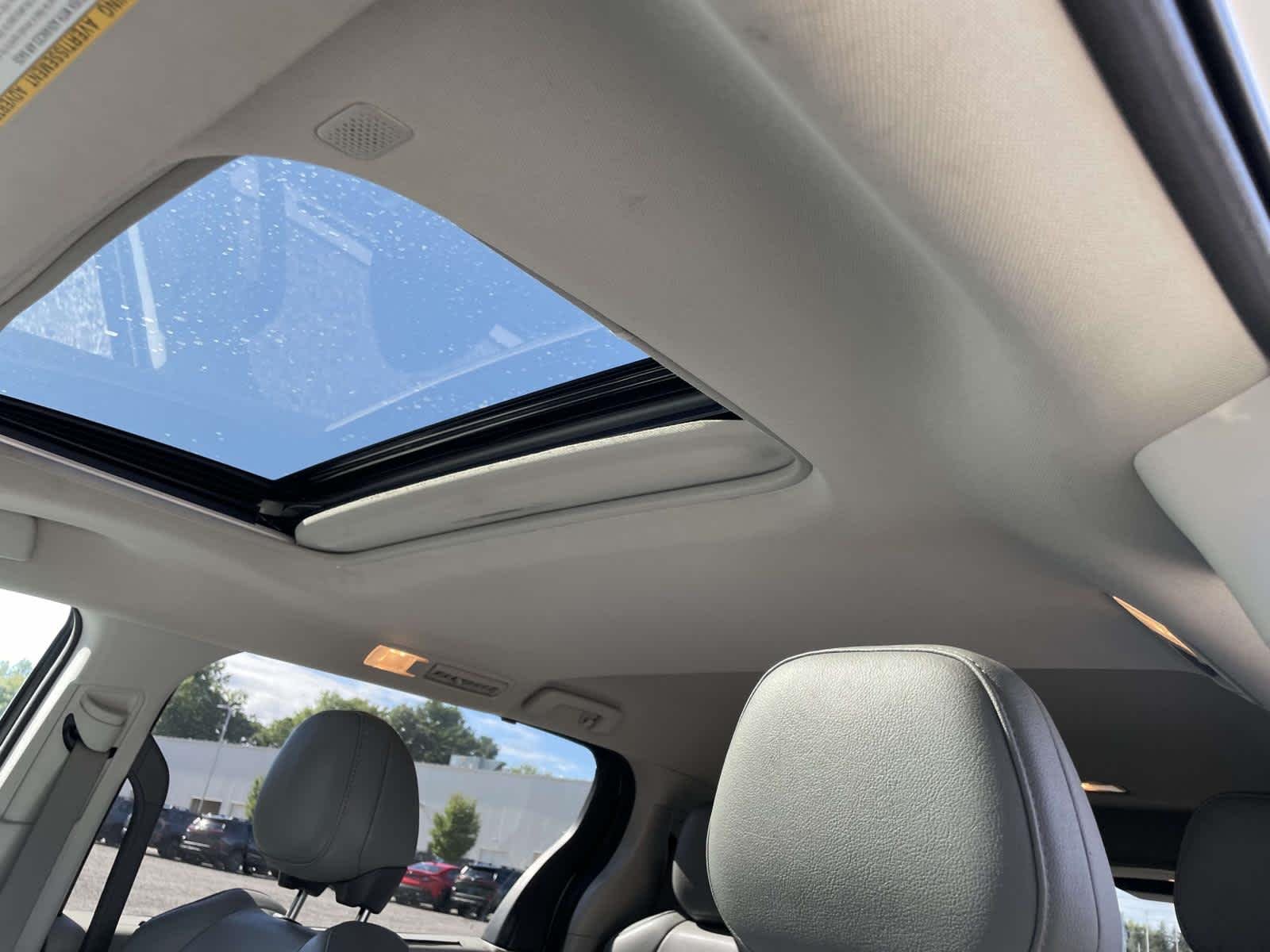 Used 2023 Wind Chill Pearl Toyota XLE image 3