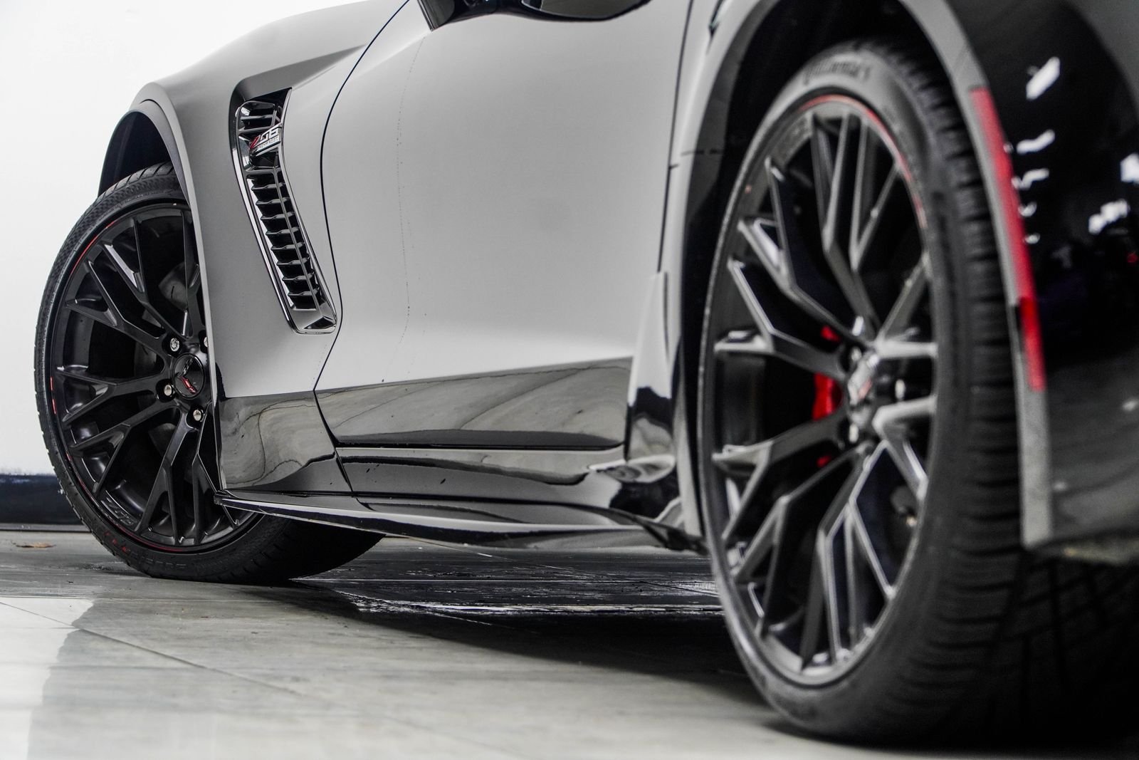Used 2017 Black Chevrolet Z06 image 20