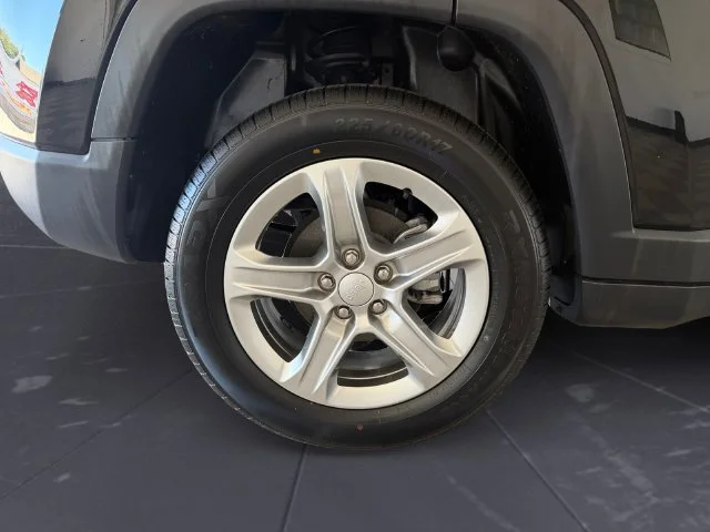 Certified Used 2023 Black Jeep Latitude image 45