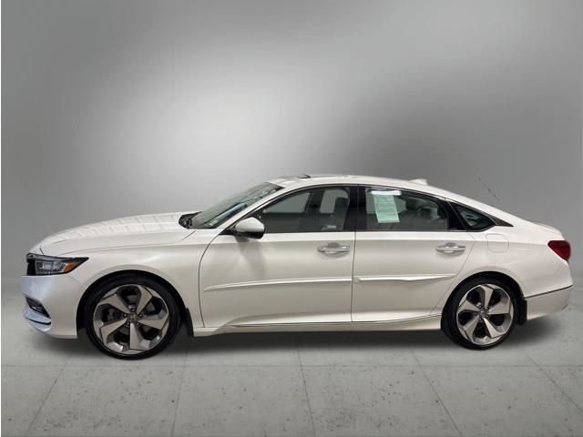 Used 2018 Platinum White Pearl Honda Touring 2.0T image 2