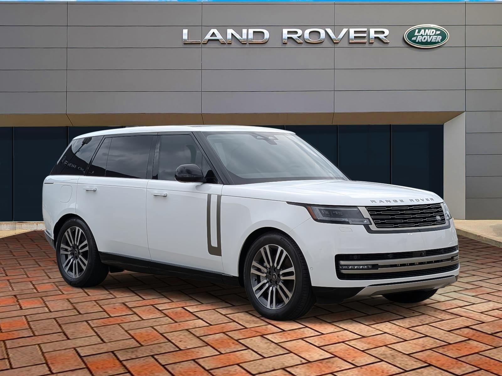 2025 Land Rover Range Rover SE