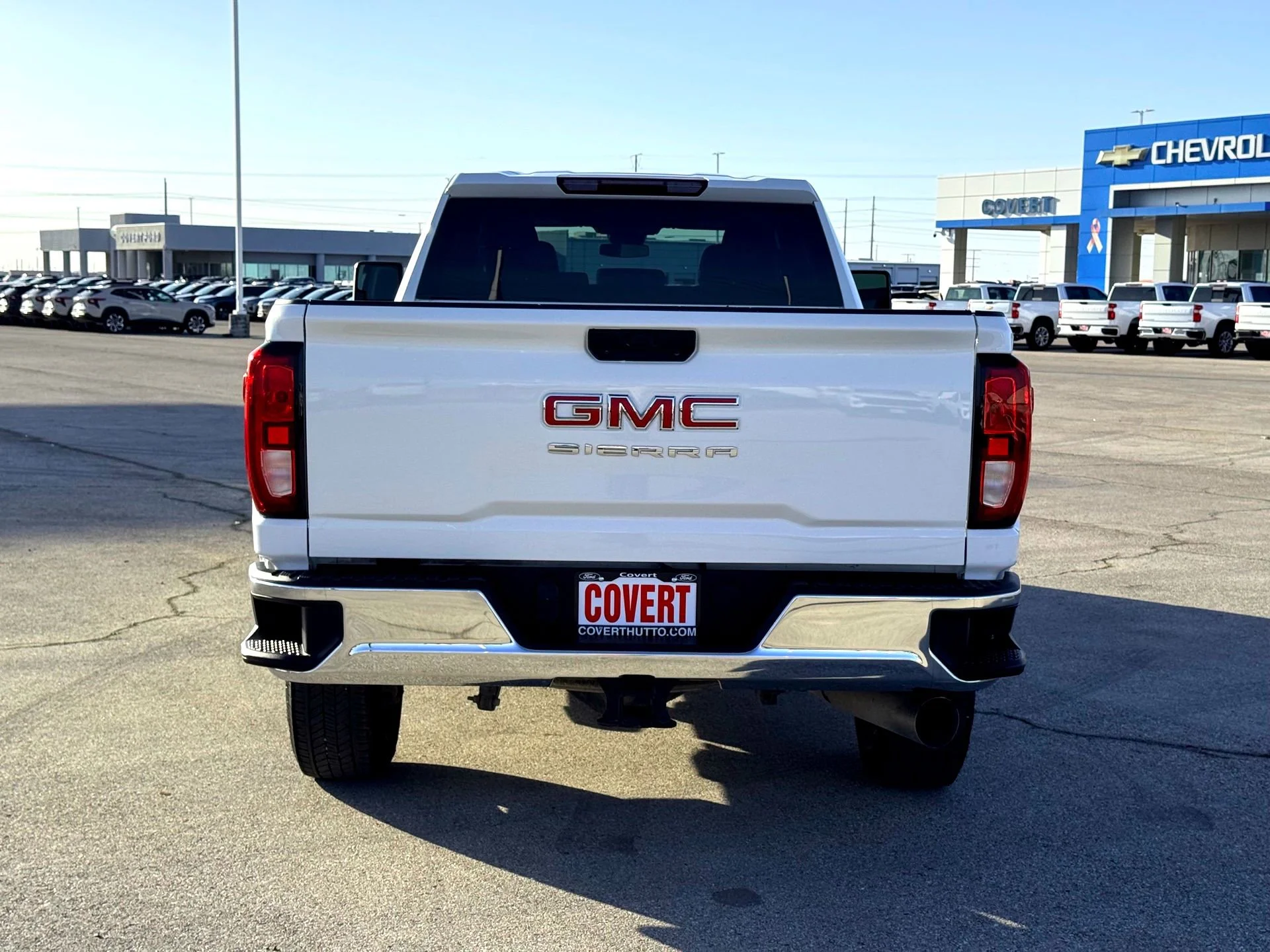 Used 2024 Summit White GMC Pro image 8