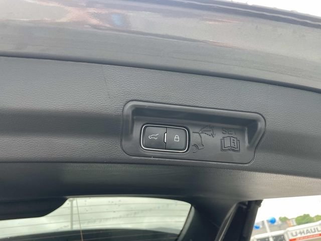 Used 2025 Carbonized Gray Metallic Ford ST-Line image 7