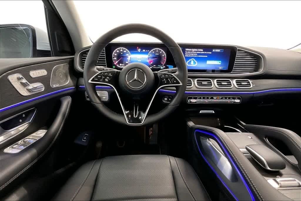 Certified Used 2026 Polar White Mercedes-Benz GLS 450 image 5