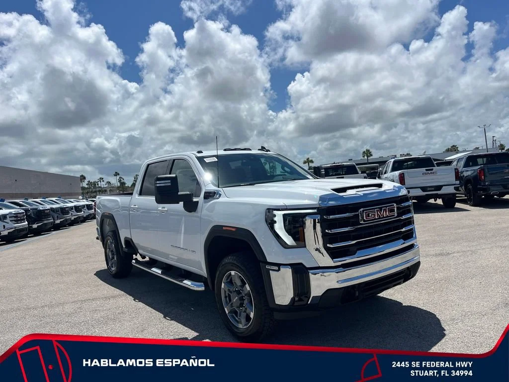 New 2026 Summit White GMC SLE image 2
