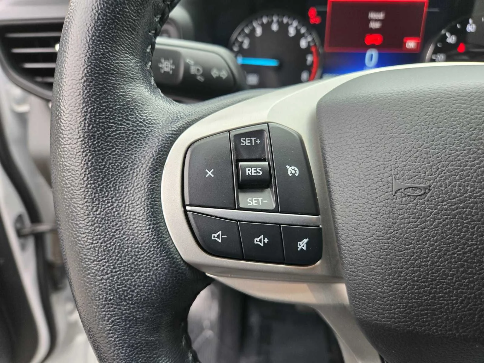 Used 2021  Ford XLT image 25