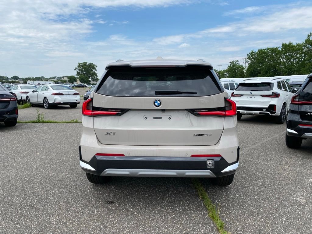 New 2026 Dune Grey Metallic BMW xDrive28i image 3
