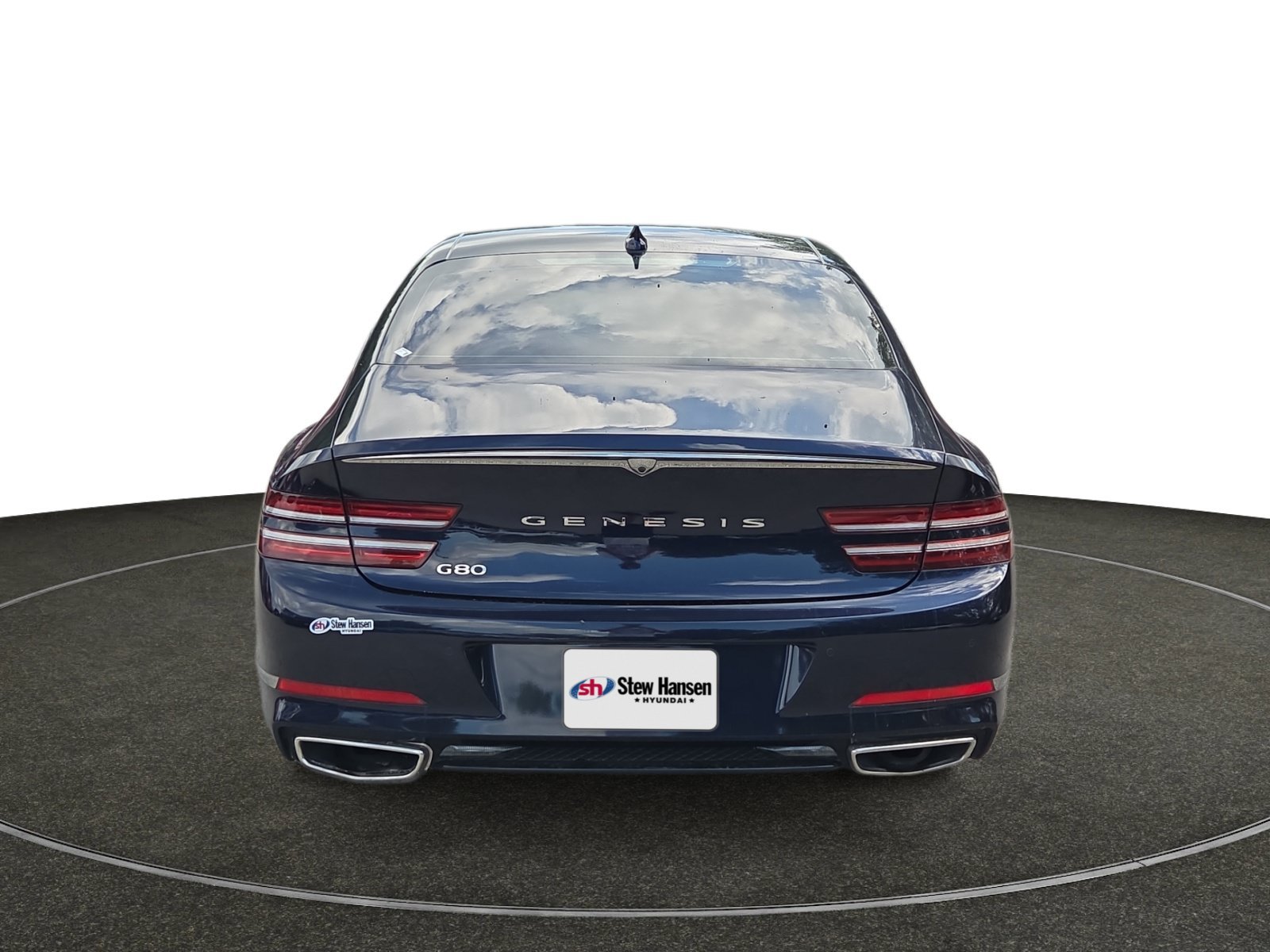 Used 2023 Capri Blue Genesis 2.5T image 4