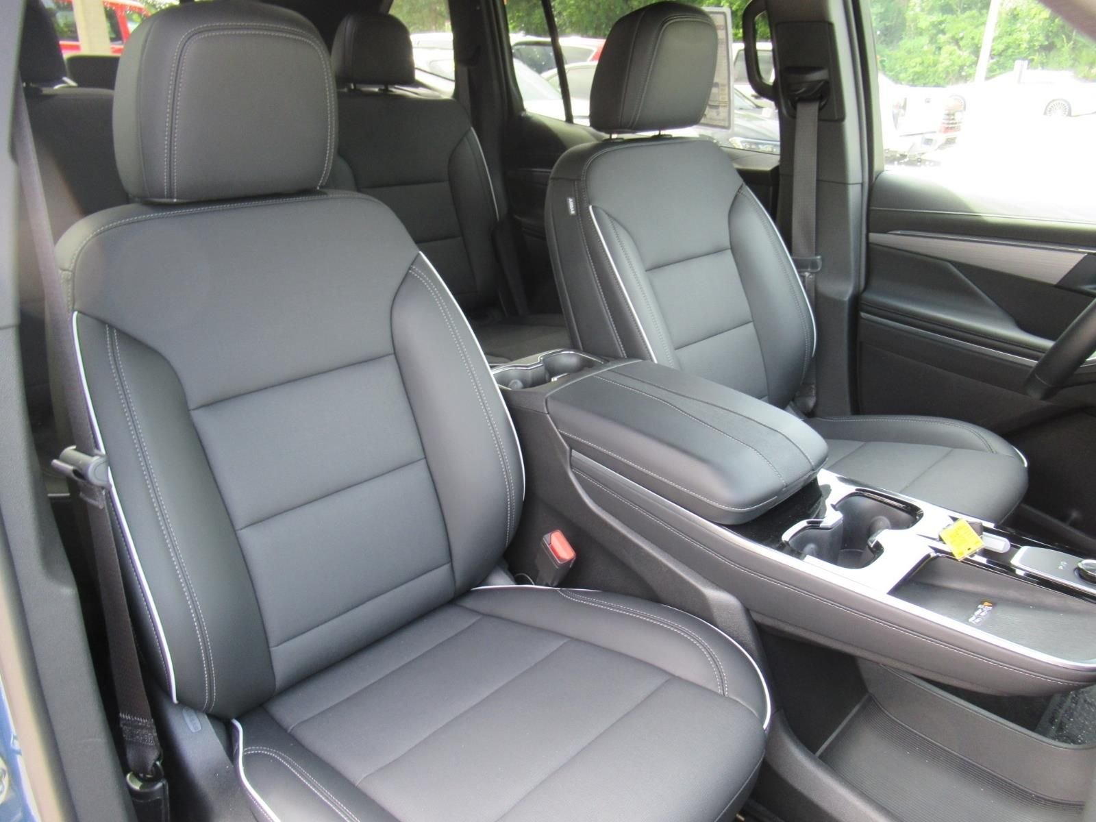 Used 2026 Blue Buick Preferred image 9