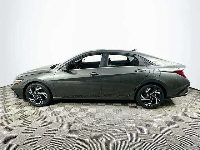 New 2026 Hyundai ELANTRA Limited