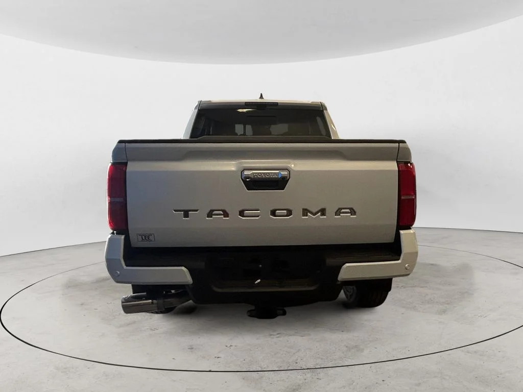 New 2026 Wind Chill Pearl Toyota Limited image 4