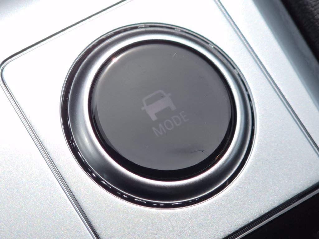 2026 Jaguar F-Pace R-Dynamic S - Photo 13