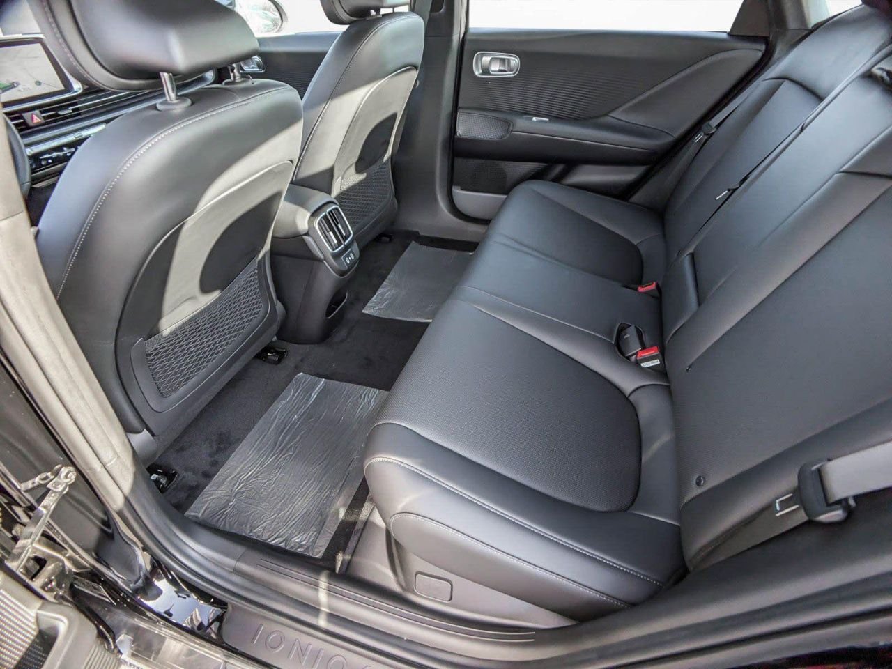 New 2024 Black Hyundai SEL image 42
