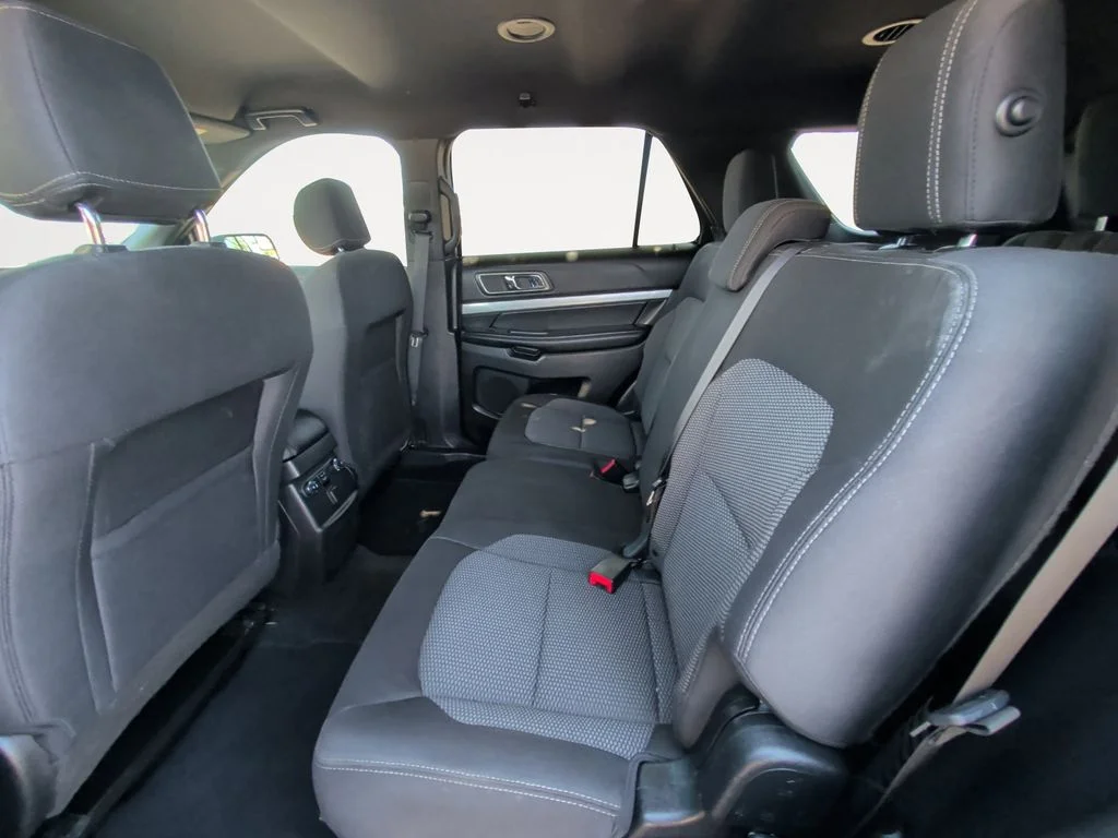 Used 2017 Gray Ford XLT image 13