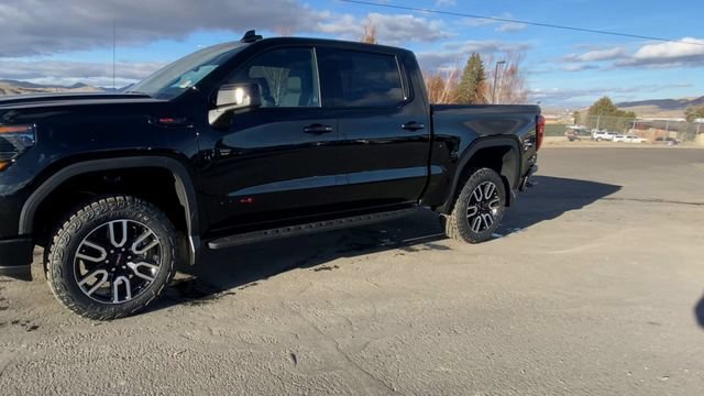 New 2026 Onyx Black GMC AT4 image 4