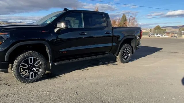 New 2026 Onyx Black GMC AT4 image 4