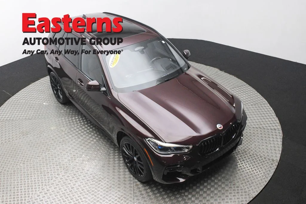 Used 2022 Red BMW M50i image 3