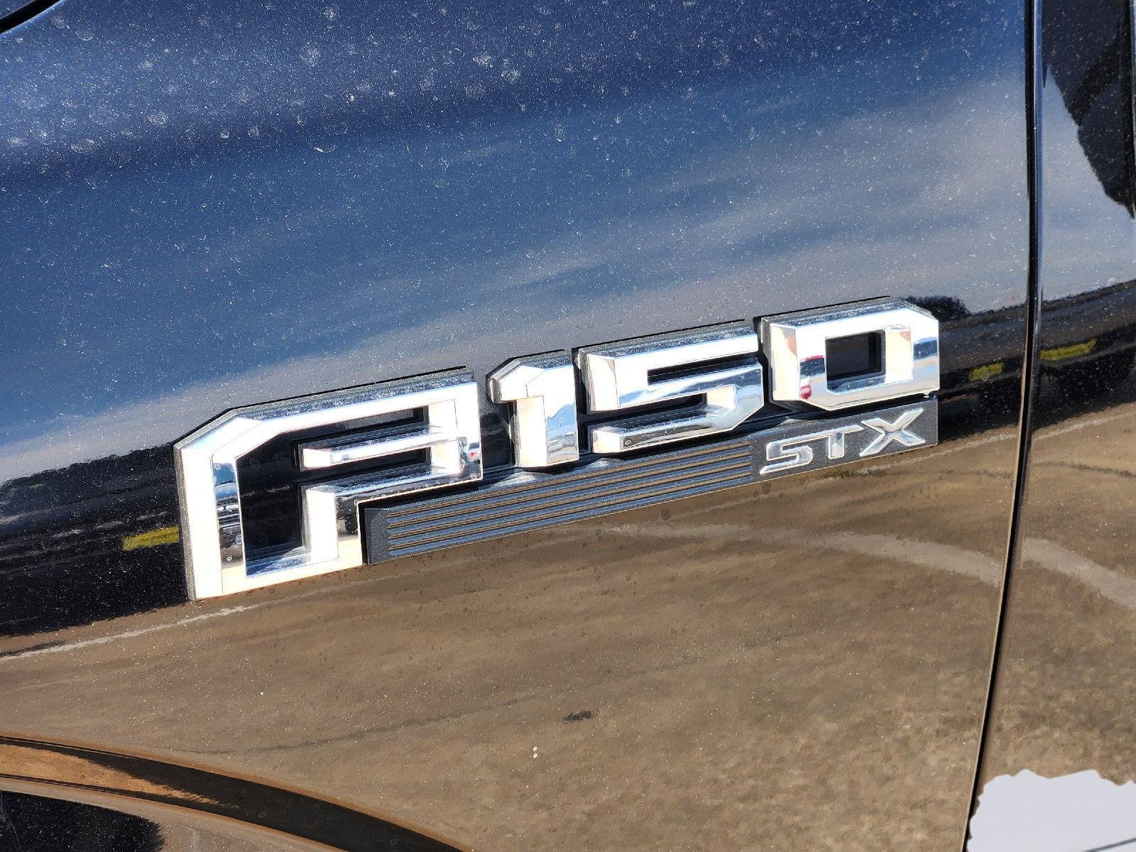 Used 2019 Agate Black FORD  image 11