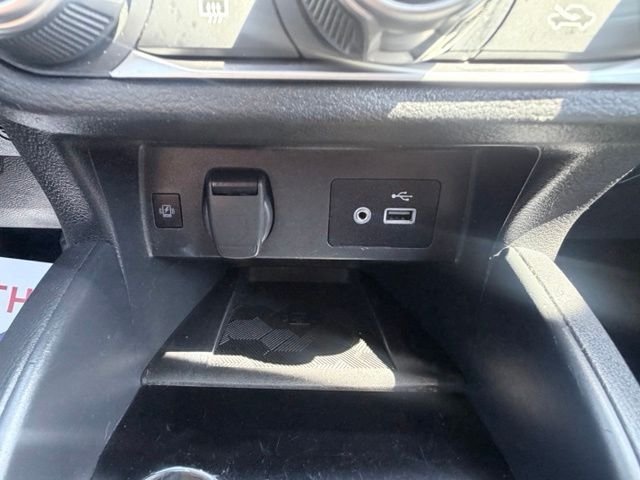 2024 Nissan Versa Sedan SV - Photo 16
