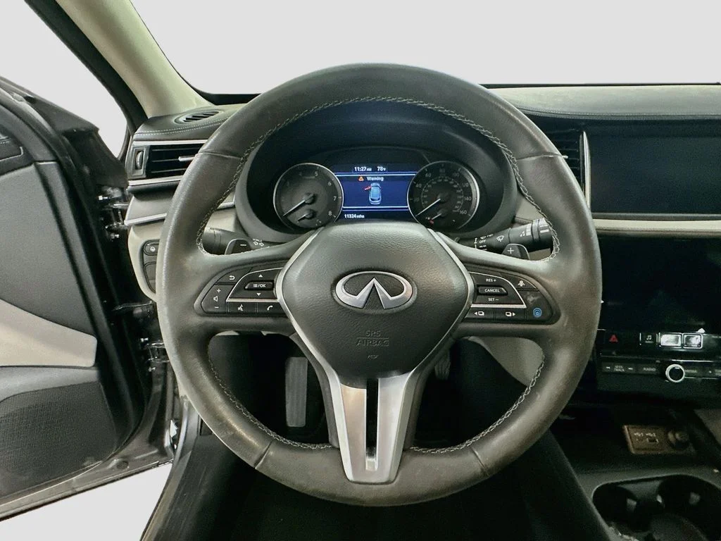 Certified Used 2023 Graphite Shadow INFINITI LUXE image 12