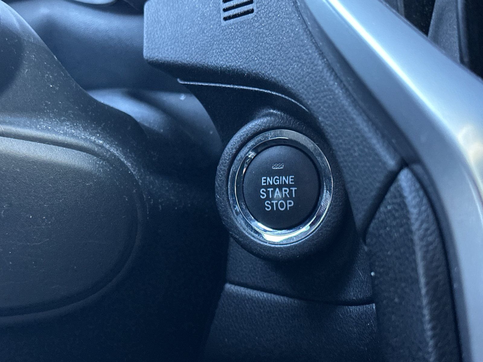 Used 2020 Magnetite Gray Metallic Subaru Premium image 20