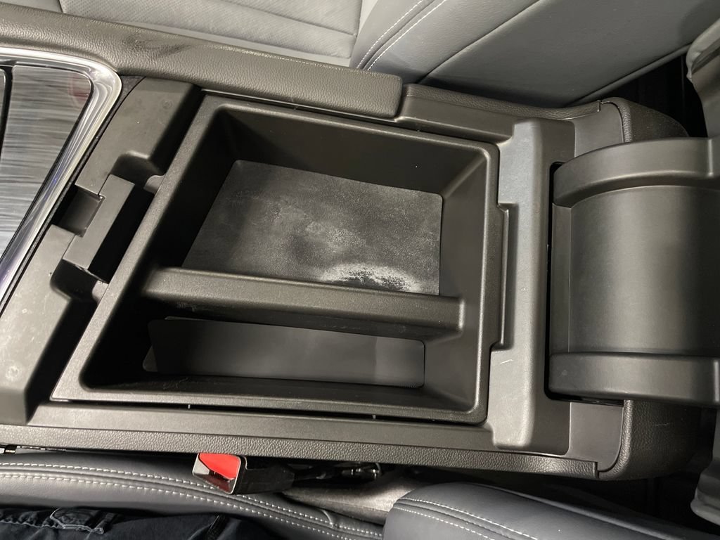 Used 2021 Includes Spectra Gray lower exterior accent color.) Buick Premium image 26