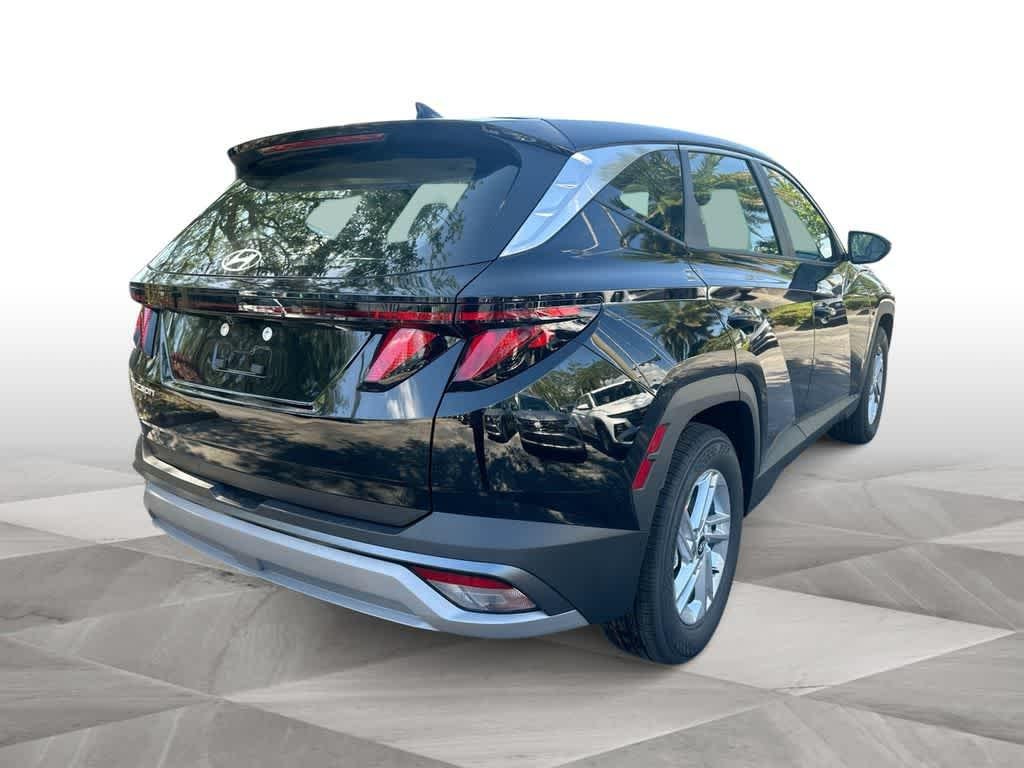 New 2026 Phantom Black Hyundai SE FWD image 8