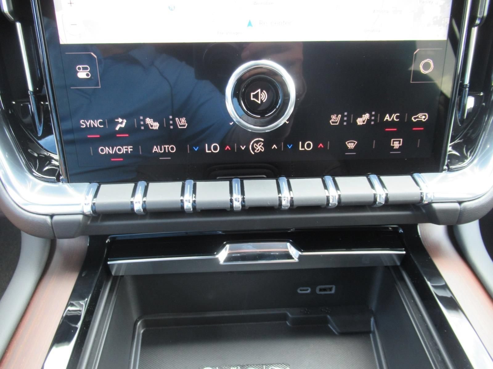 2026 GMC Yukon Denali - Photo 32