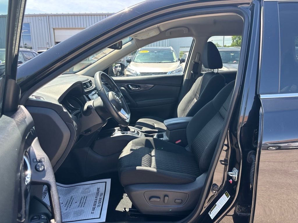 Used 2017 Black Nissan SV image 19