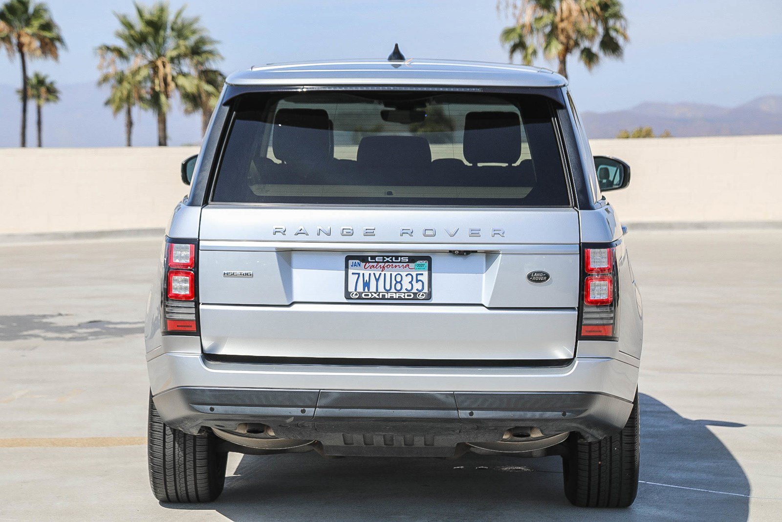 Used 2017 Indus Silver Land Rover HSE image 5