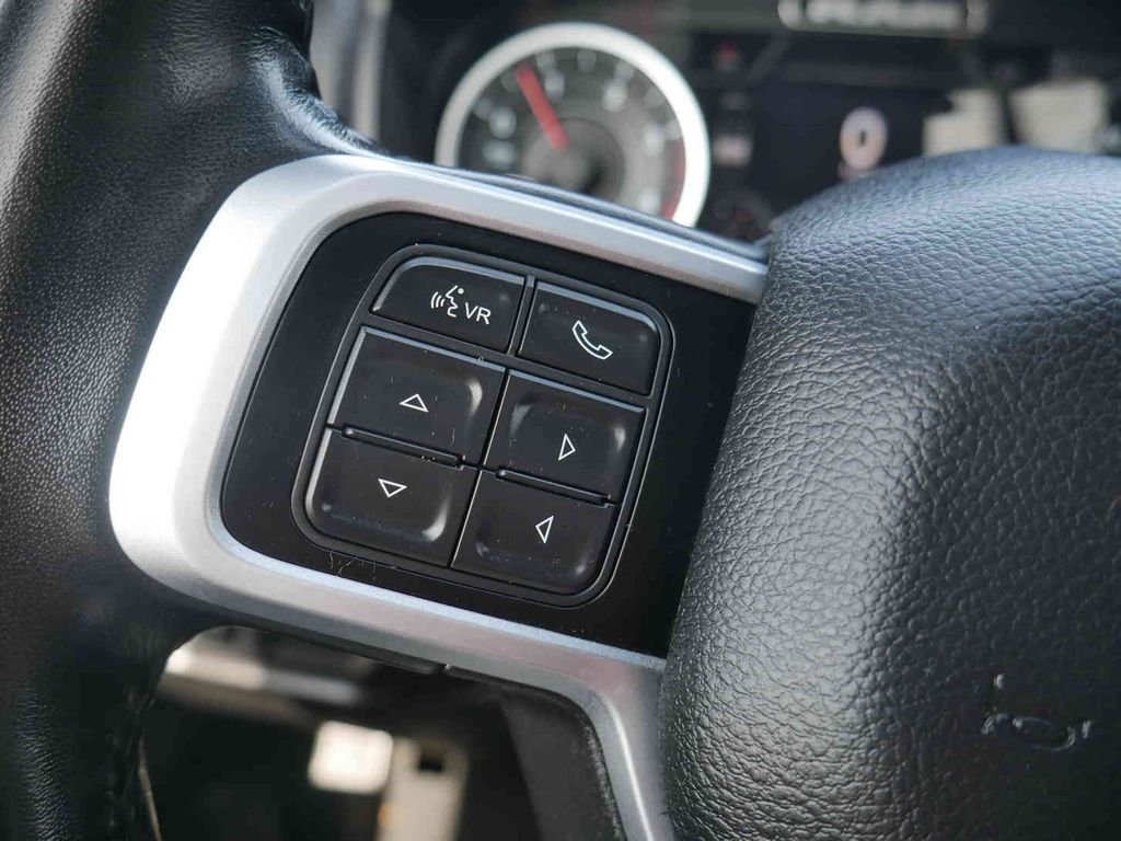 Used 2022 White Ram Big Horn image 44