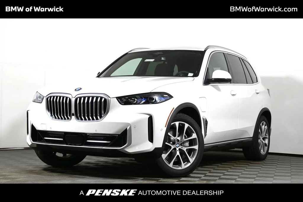 Used 2026 White BMW xDrive50e image 1