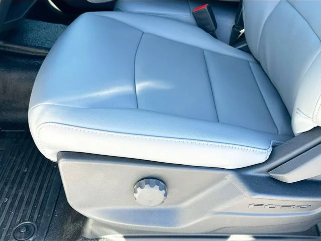 New 2026 Oxford White Ford XL image 13