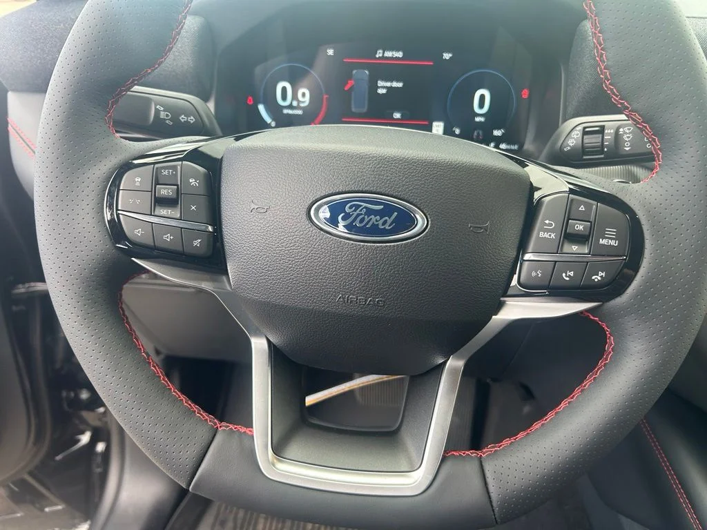 New 2026 Agate Black Metallic Ford ST-Line image 18