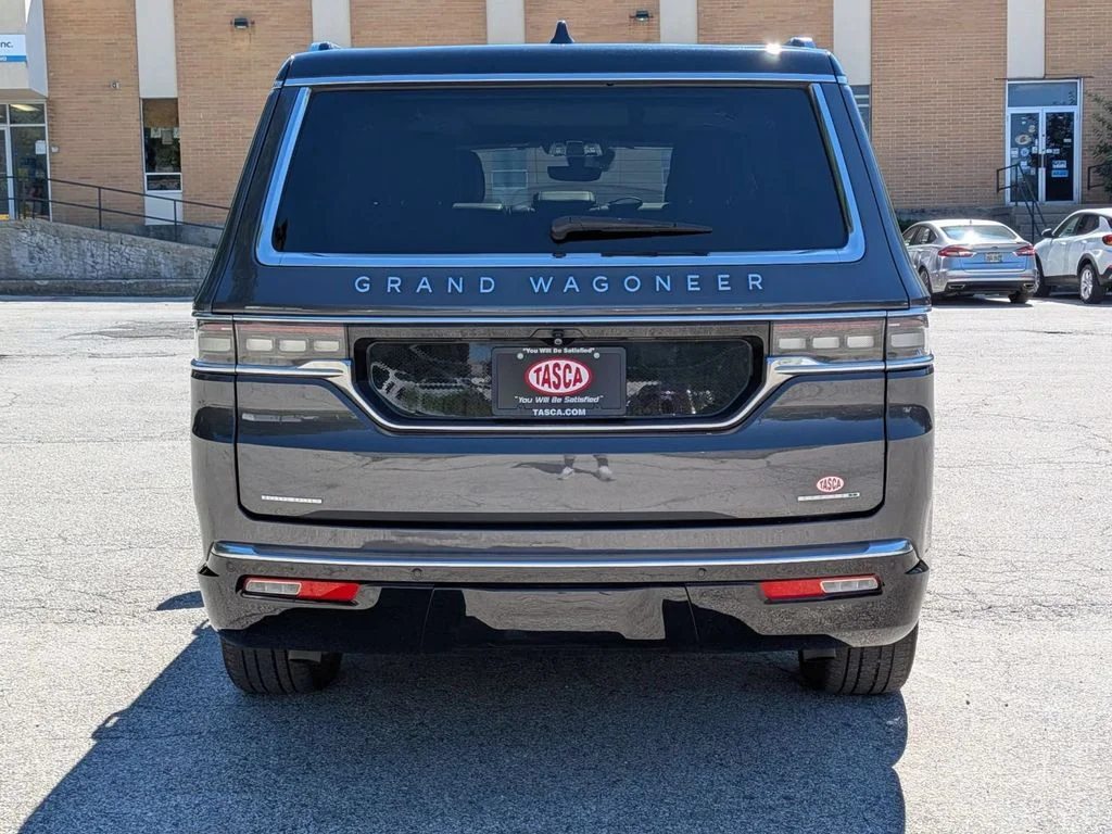 Used 2022 Gray Jeep Series I image 4