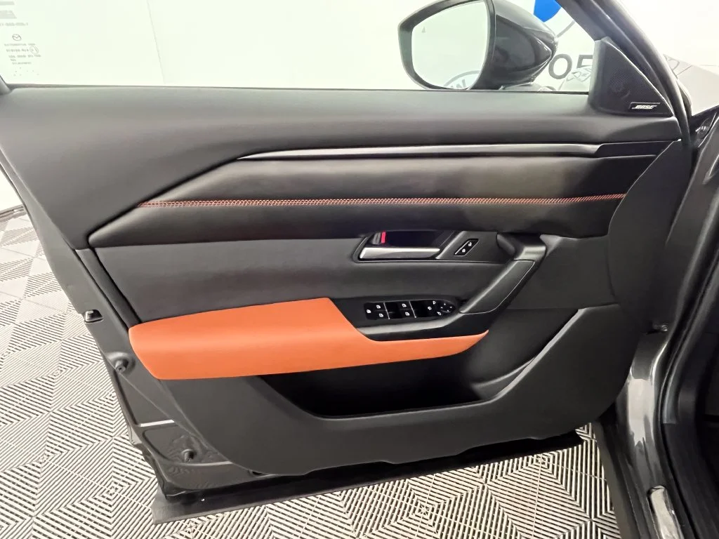 Used 2025 Machine Gray Mazda 2.5 Turbo Premium Package image 28