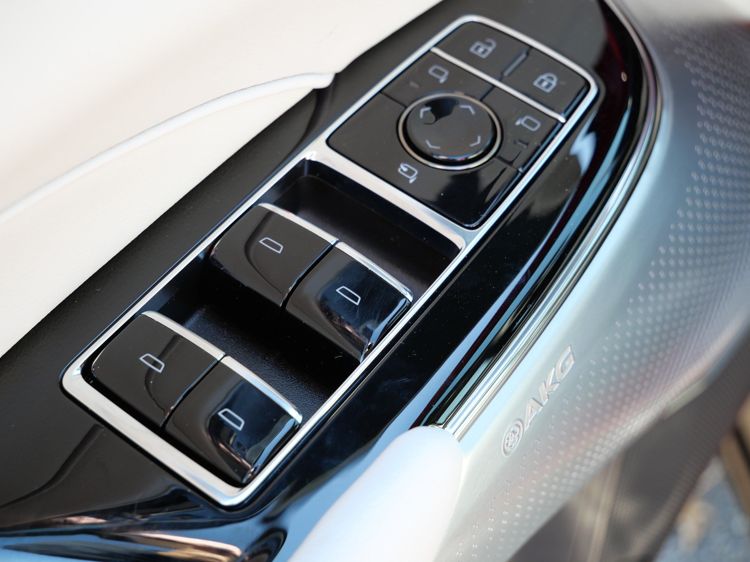 2026 Cadillac LYRIQ Premium Sport - Photo 18
