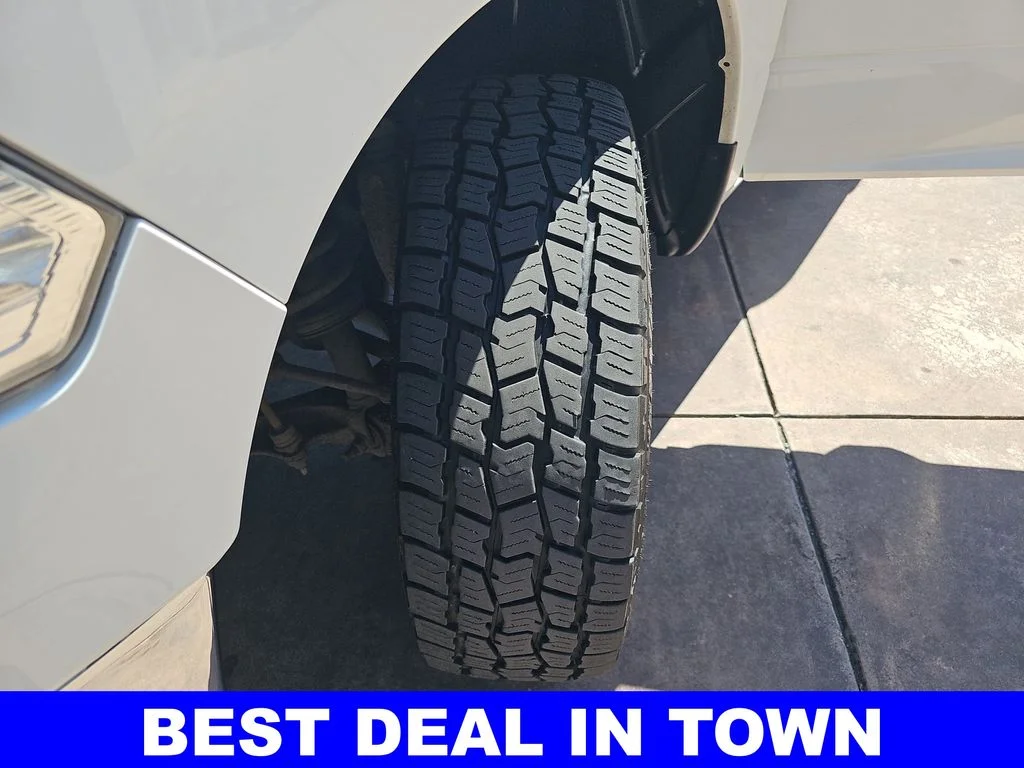 Used 2022 White Ram SLT image 33