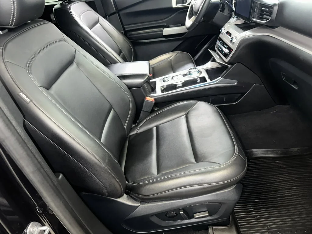 2023 Ford Explorer XLT - Photo 30