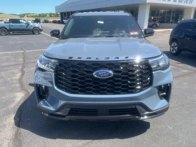New 2026 Vapor Blue Metallic Ford ST-Line image 2