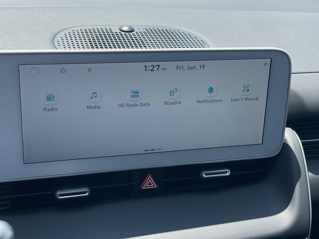Certified Used 2024 Green Hyundai SEL image 12