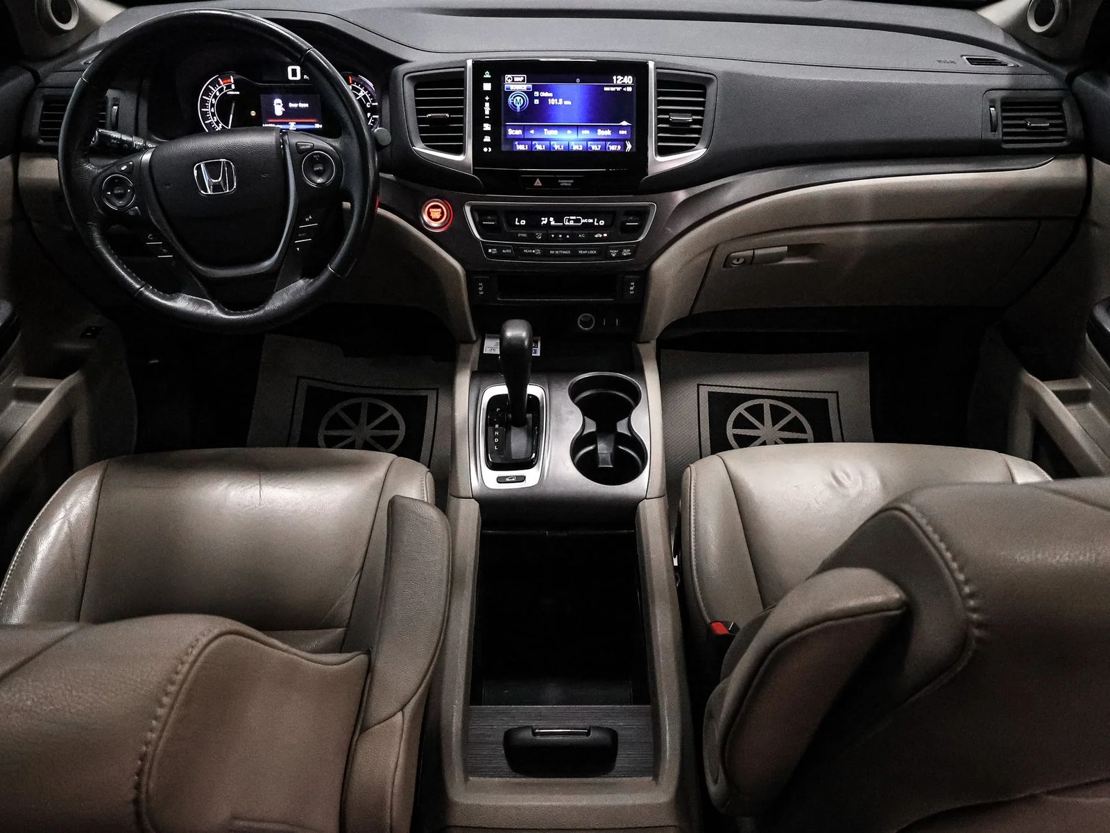 Used 2016 White Diamond Pearl Honda EX-L image 24
