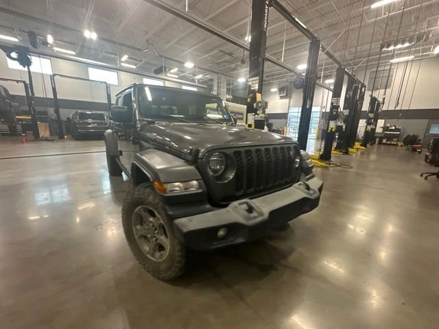 Used 2020 Gray Jeep Sport image 4