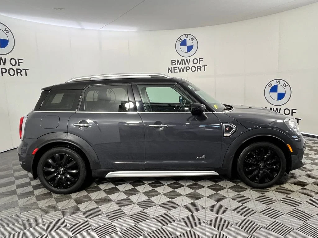Used 2020 Gray MINI Signature image 6