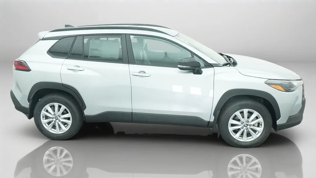 New 2026 Sonic Silver Toyota LE image 7