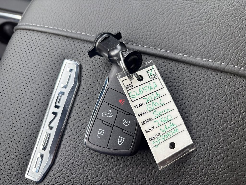 Used 2025 White GMC Denali image 37