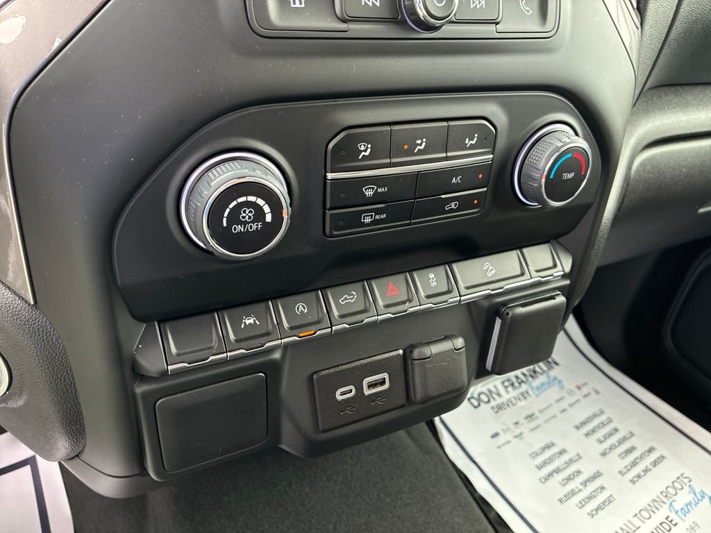 Used 2025 White Chevrolet Custom Trail Boss image 17