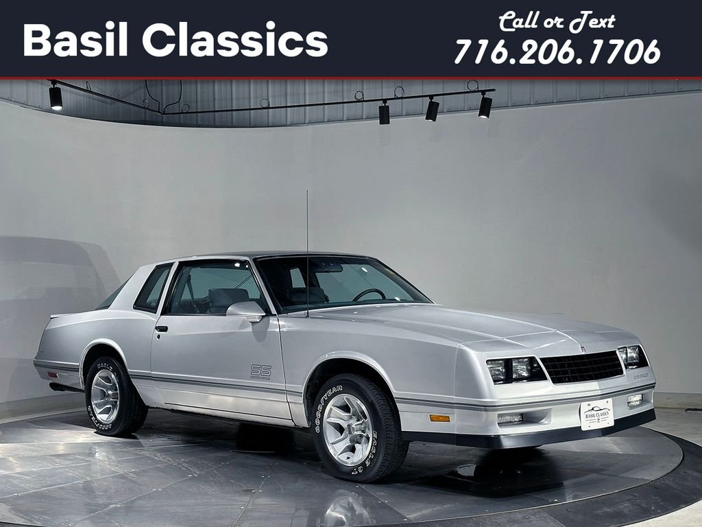 Used 1987 Gray Chevrolet  image 1
