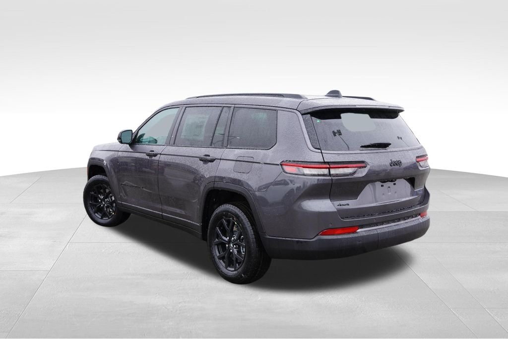 New 2026 Baltic Gray Metallic Clear-Coat Exterior Paint Jeep Altitude image 5