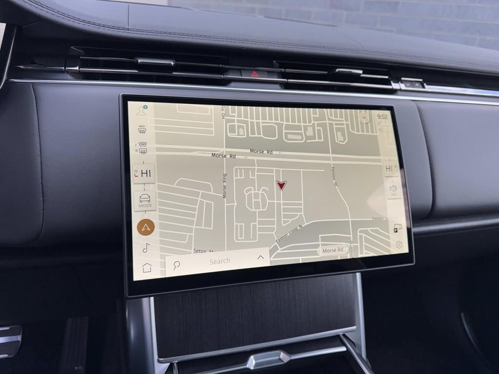 New 2026 Santorini Black Land Rover SE image 25